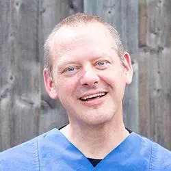 Dr. Fabrice Bodeüs