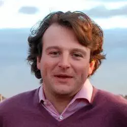 Dr. Olivier Stievenaert